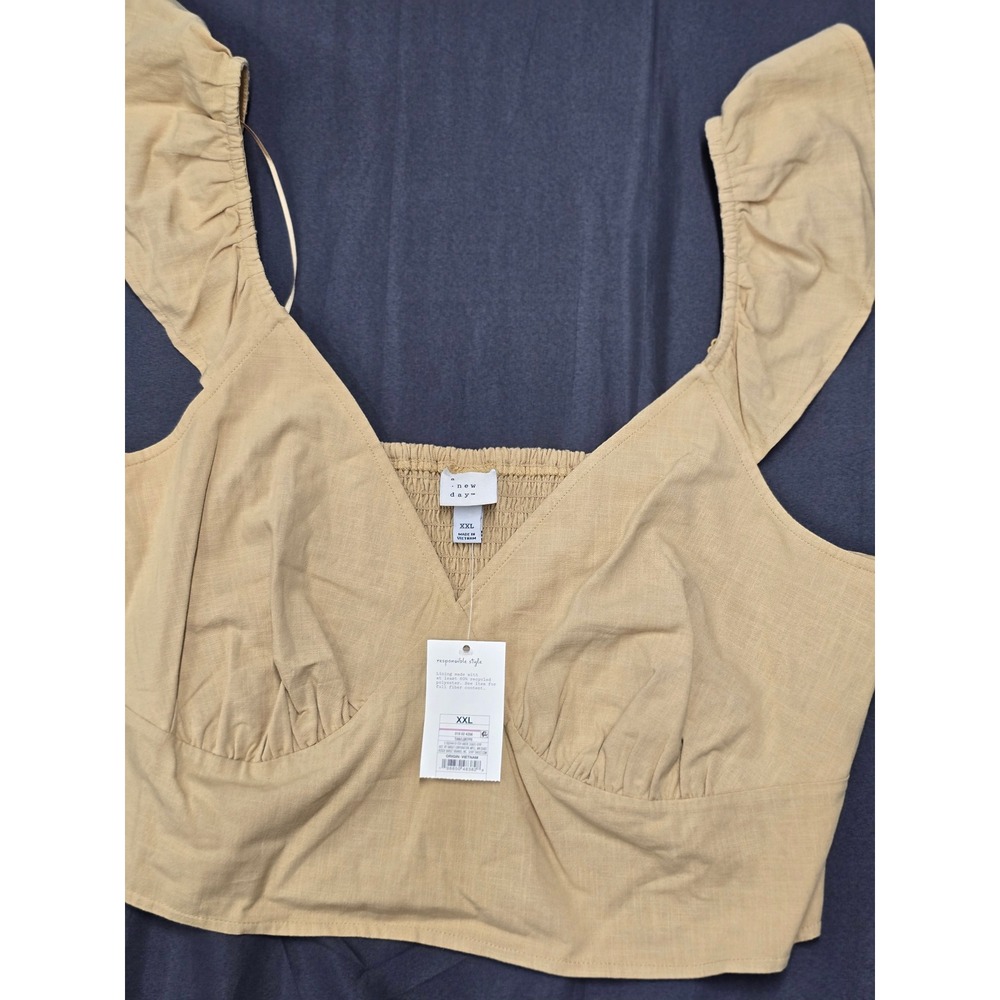A New Day Womens XXL Tan Ruffle Strap Smocked Back V-Neck Crop Top NWT